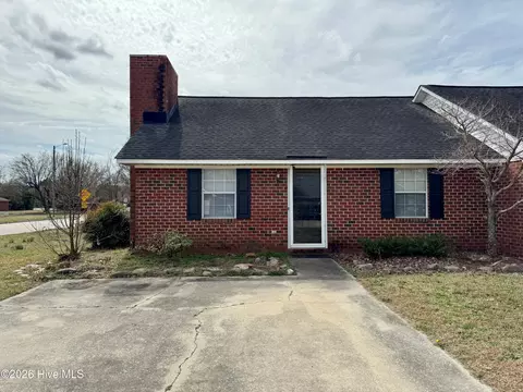 2601 Richard Dr #A, Greenville, NC 27834
