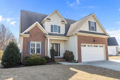 2135 Coleman Dr, Winterville, NC 28590