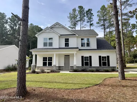 705 Elderberry Dr, Vass, NC 28394