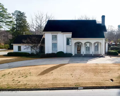 1800 Westbrook Dr NW, Wilson, NC 27896