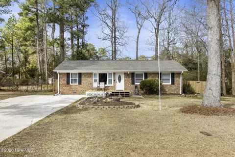 202 Pineview St, Havelock, NC 28532