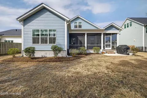 Exterior - 96 Bowman Field Cir, Hampstead, NC 28443 photo 13 of 18