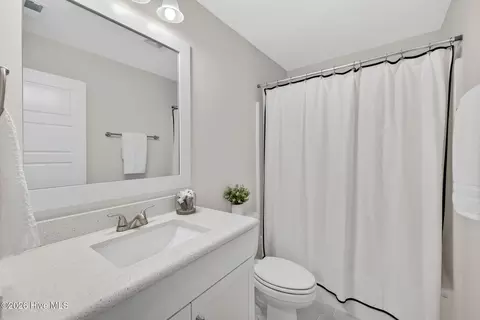 Bath - 96 Bowman Field Cir, Hampstead, NC 28443 photo 5 of 5