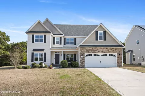 110 Heron Watch Dr, Hubert, NC 28539
