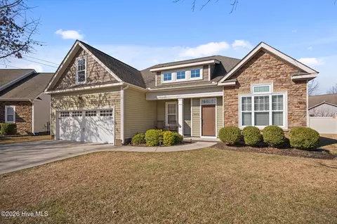 2412 Carlow Pl, Winterville, NC 28590