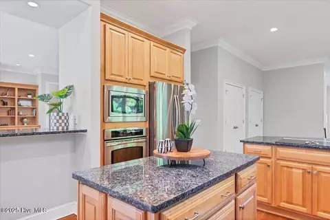 Kitchen - 409 Meyer Farm Dr, Pinehurst, NC 28374 photo 5 of 7