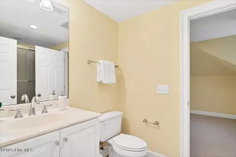 Bath - 409 Meyer Farm Dr, Pinehurst, NC 28374 photo 11 of 15