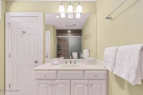 Bath - 409 Meyer Farm Dr, Pinehurst, NC 28374 photo 9 of 15