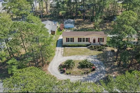 472 Maplewood Dr NW, Calabash, NC 28467