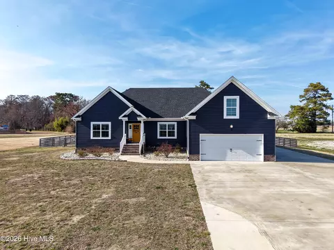 102 Isaac Ct, Camden, NC 27921