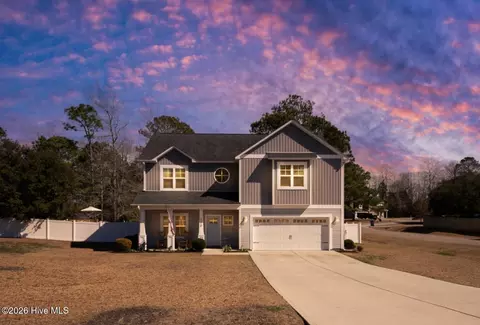230 Everett Yopp Dr, Sneads Ferry, NC 28460
