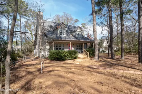 407 Loma Linda Dr, Cape Carteret, NC 28584