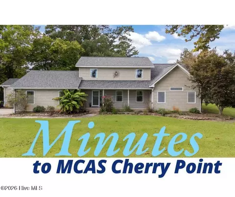 102 Trevino Ln, New Bern, NC 28560