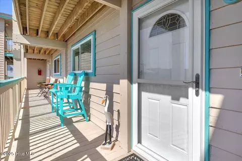 601 Canal Dr UNIT 6, Carolina Beach, NC 28428