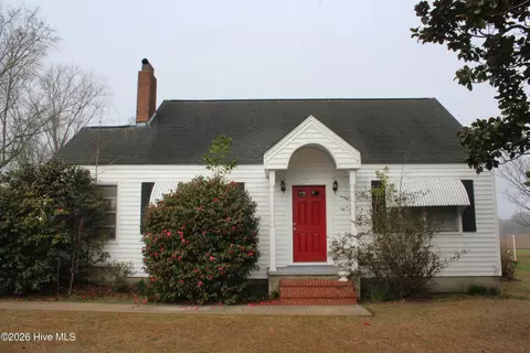167 Lake Rd, Newport, NC 28570