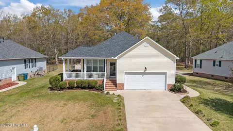 108 Ore Ct, Washington, NC 27889