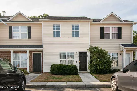 409 Timberlake Trl, Jacksonville, NC 28546