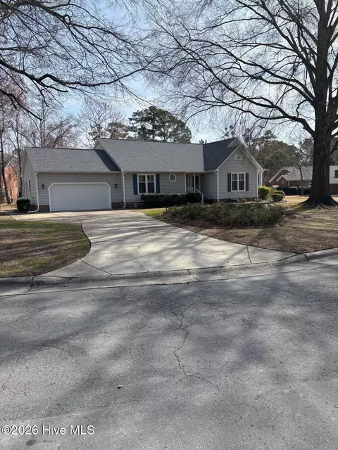603 Winged Foot Ct, New Bern, NC 28562