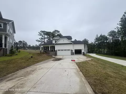 313 Phelps Lk Ln #582, Aberdeen, NC 28315