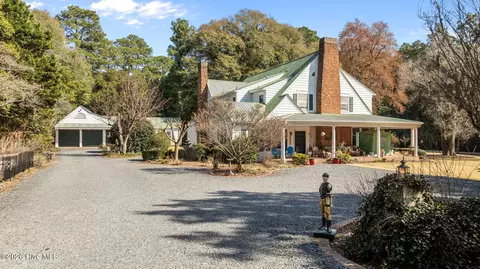 Exterior - 55 Linden Rd, Pinehurst, NC 28374 photo 2 of 15