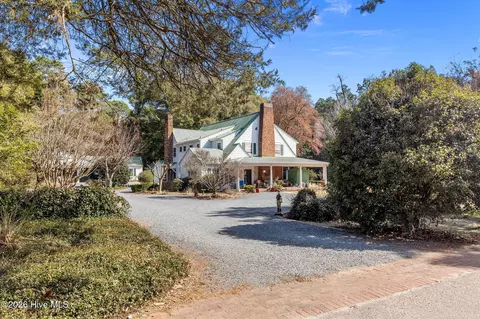 Exterior - 55 Linden Rd, Pinehurst, NC 28374 photo 4 of 15