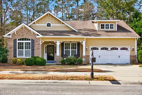 4853 Charter Oak Dr, Shallotte, NC 28470