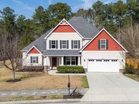 903 Stagecoach Dr, Jacksonville, NC 28546