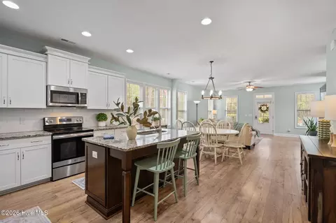Kitchen - 893 Dan Owen Dr, Hampstead, NC 28443 photo 3 of 10