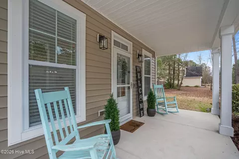 Exterior - 893 Dan Owen Dr, Hampstead, NC 28443 photo 2 of 12