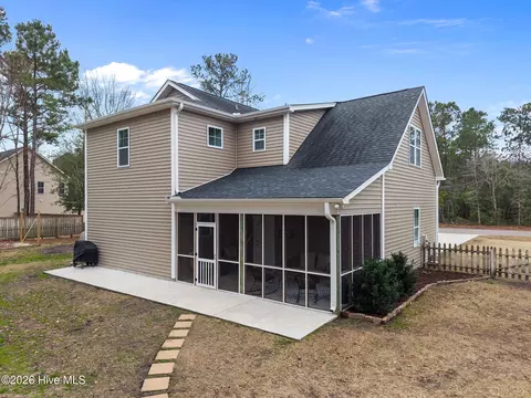 Exterior - 893 Dan Owen Dr, Hampstead, NC 28443 photo 1 of 12