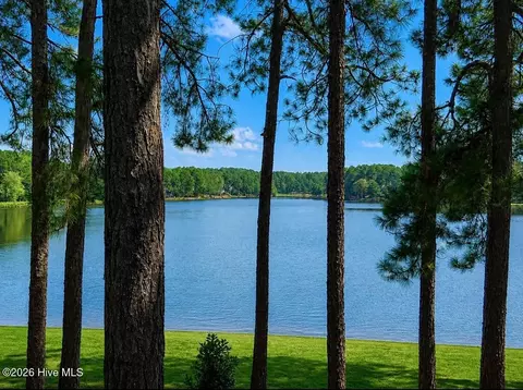 13 Abington Dr, Pinehurst, NC 28374