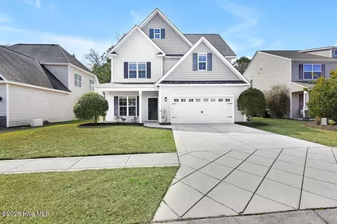 173 N Palm Dr, Winnabow, NC 28479