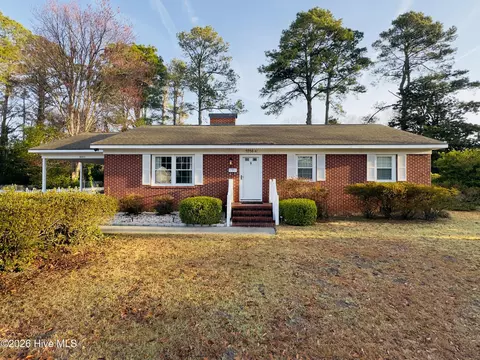 1814 Tryon Rd # A, New Bern, NC 28560