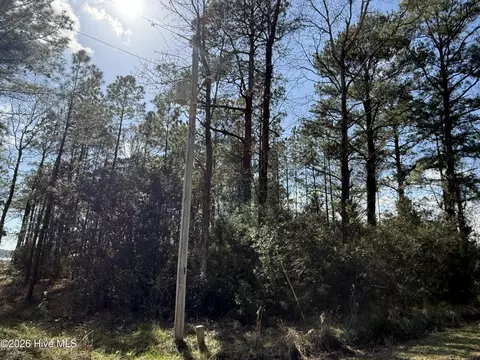 122 Wackena Way, Beaufort, NC 28516