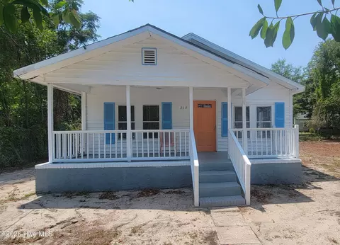 214 Tennessee Ave, Wilmington, NC 28401