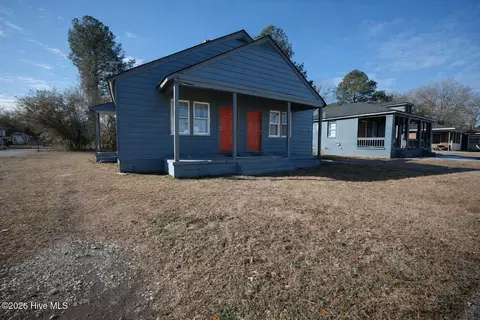 401 Dexter St, Rocky Mount, NC 27803