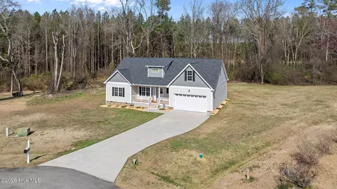 69 N Rippling Ct, Smithfield, NC 27577