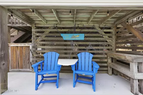 Exterior - 125 Seabreeze Dr, Duck, NC 27949 photo 11 of 13