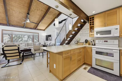 Kitchen - 125 Seabreeze Dr, Duck, NC 27949 photo 1 of 5