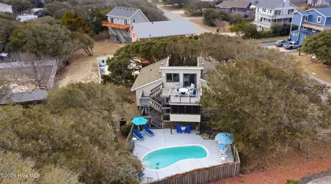 Exterior - 125 Seabreeze Dr, Duck, NC 27949 photo 9 of 13