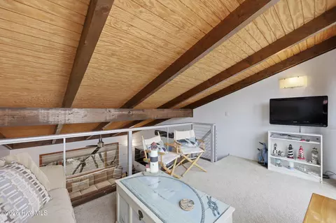 Living - 125 Seabreeze Dr, Duck, NC 27949 photo 6 of 6