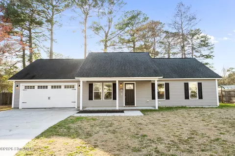 104 Cypress Ct, Jacksonville, NC 28540