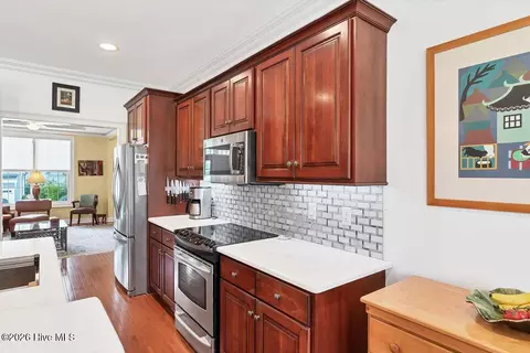Kitchen - 36 Greencastle Dr, Pinehurst, NC 28374 photo 3 of 4