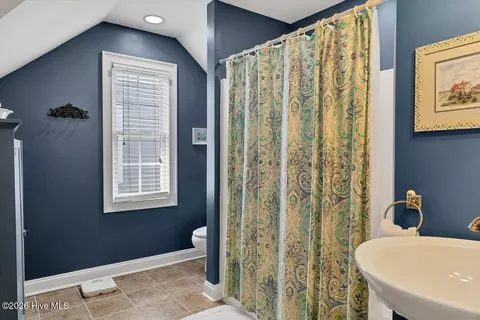 Bath - 36 Greencastle Dr, Pinehurst, NC 28374 photo 4 of 4