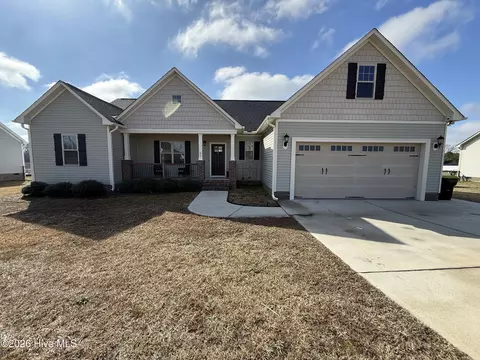 41 Clipper Ln, Smithfield, NC 27577