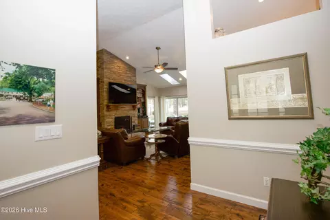Entry Way - 40 Greyabbey Dr, Pinehurst, NC 28374 photo 2 of 3