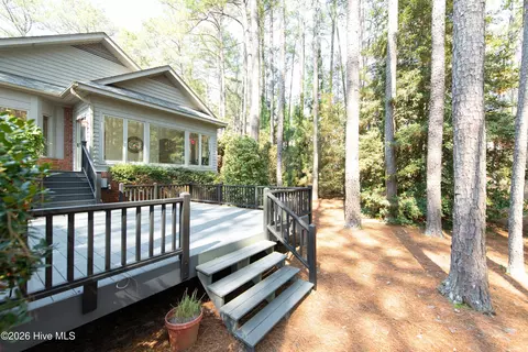 Exterior - 19 Oxton Cir, Pinehurst, NC 28374 photo 23 of 27