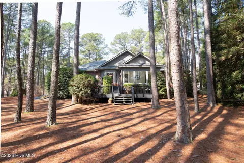 Exterior - 19 Oxton Cir, Pinehurst, NC 28374 photo 25 of 27