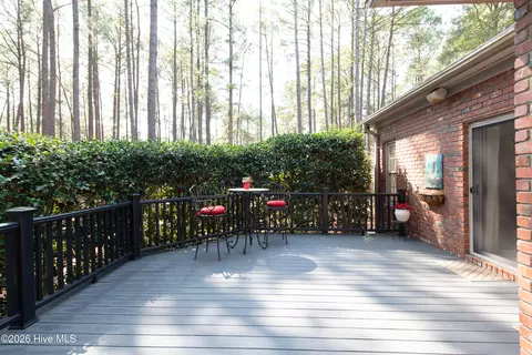 Exterior - 19 Oxton Cir, Pinehurst, NC 28374 photo 16 of 27
