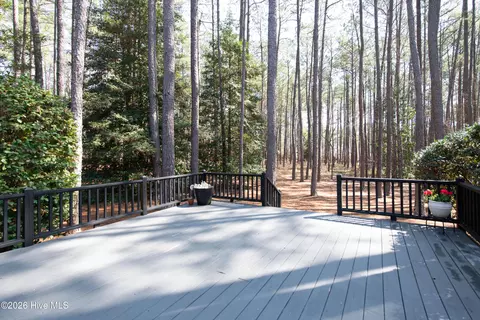 Exterior - 19 Oxton Cir, Pinehurst, NC 28374 photo 12 of 27